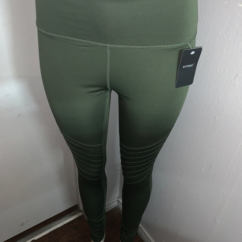 NWT hunter olive green leggings